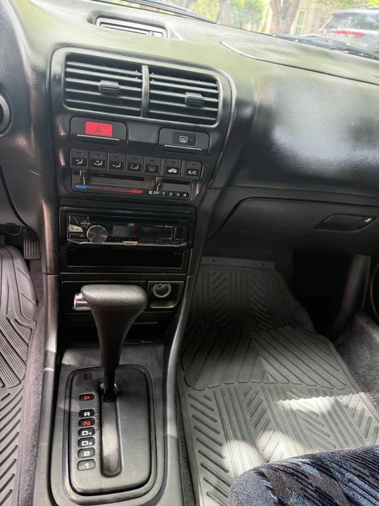 2001 Acura Integra - Image 13 of 14