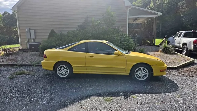 2001 Acura Integra LS Sedan 2D