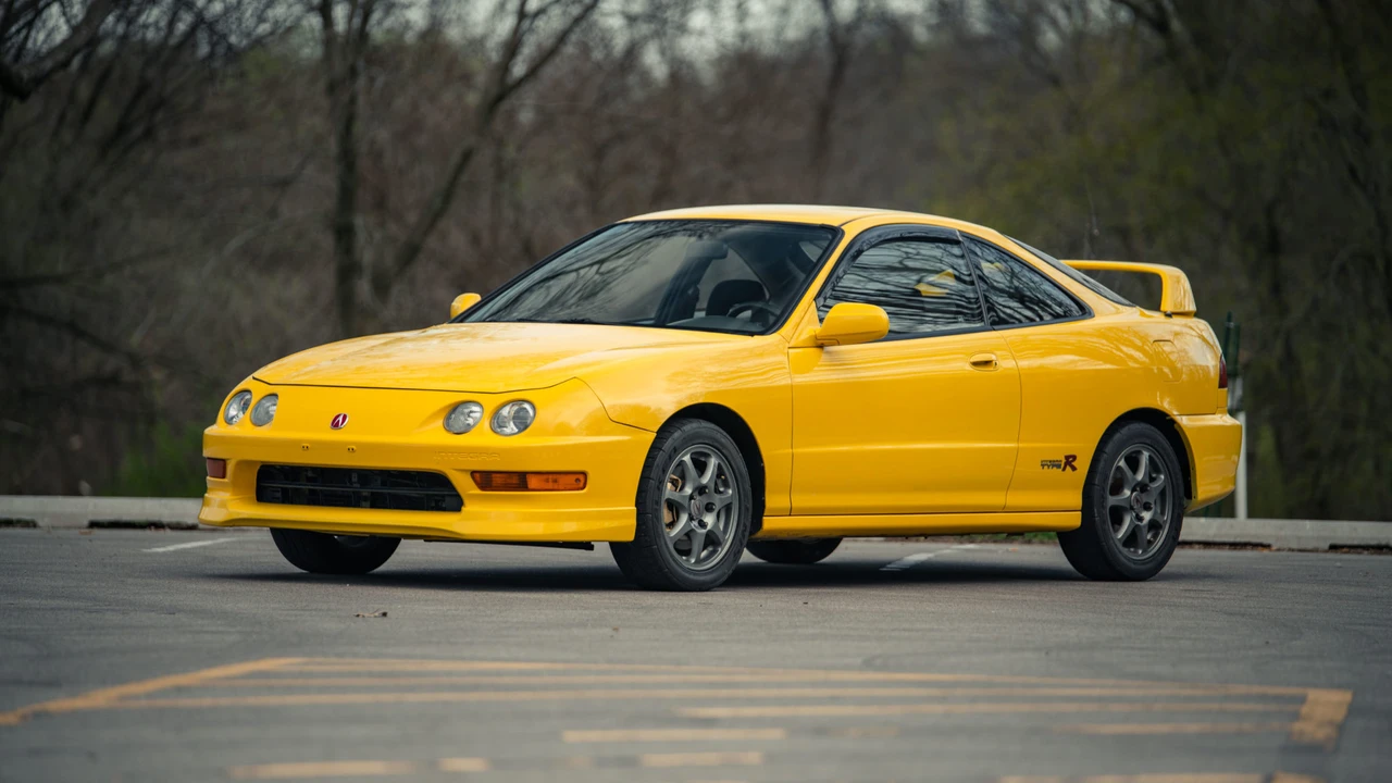 2001 Acura Integra Type R 3rd Gen - Image 3 of 31