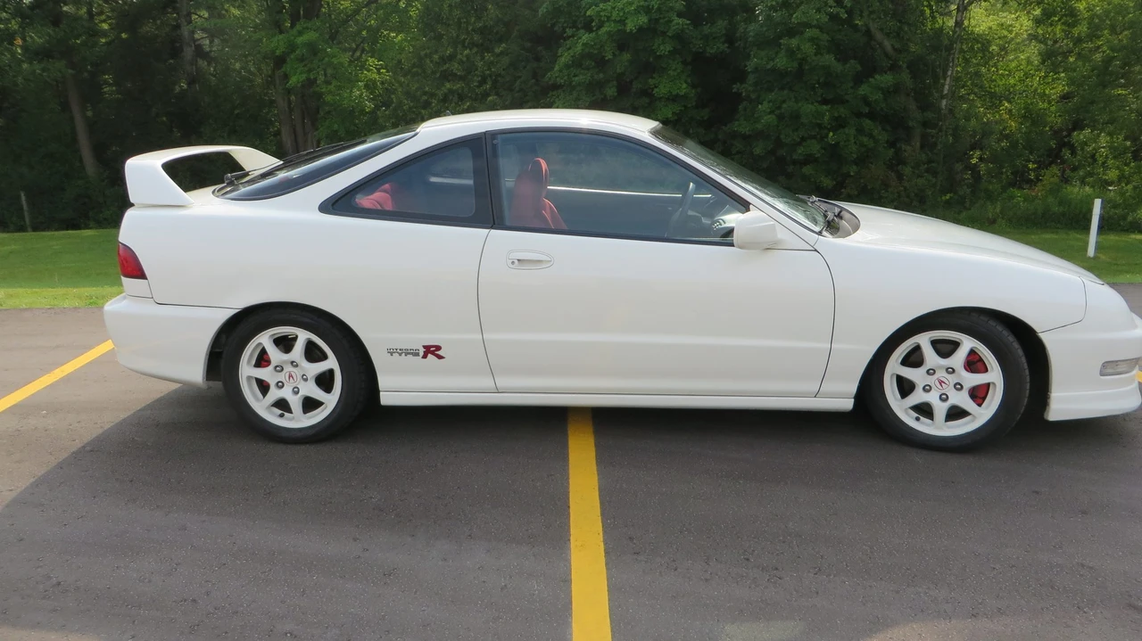 2001 Acura Integra Type R 3rd Gen - Image 3 of 31