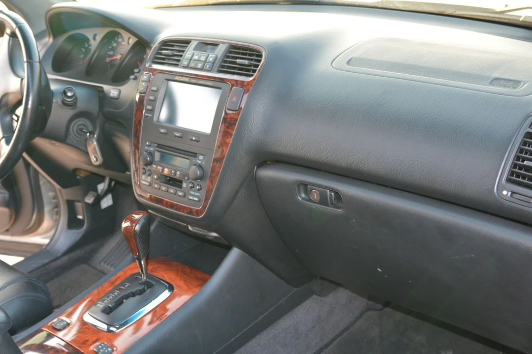 2001 Acura MDX 1st Gen - Image 5 of 18
