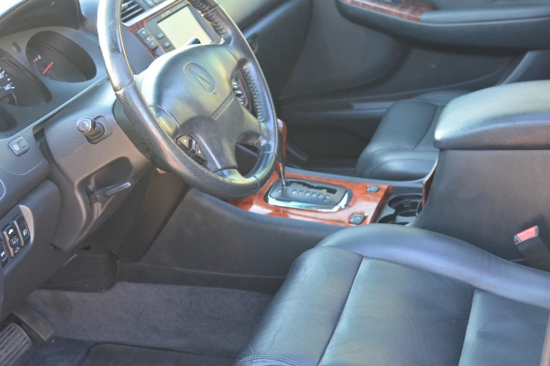 2001 Acura MDX 1st Gen - Image 9 of 18