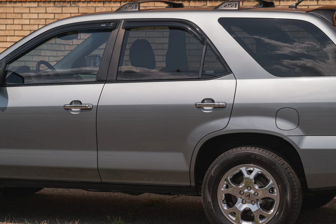 2001 Acura MDX 1st Gen - Image 30 of 31