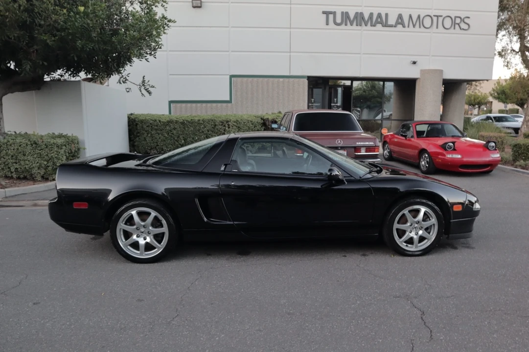 2001 Acura NA2 NSX - Image 9 of 17