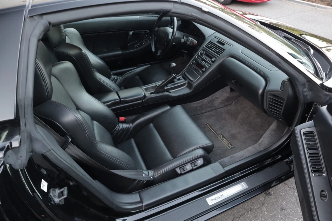 2001 Acura NA2 NSX - Image 14 of 17