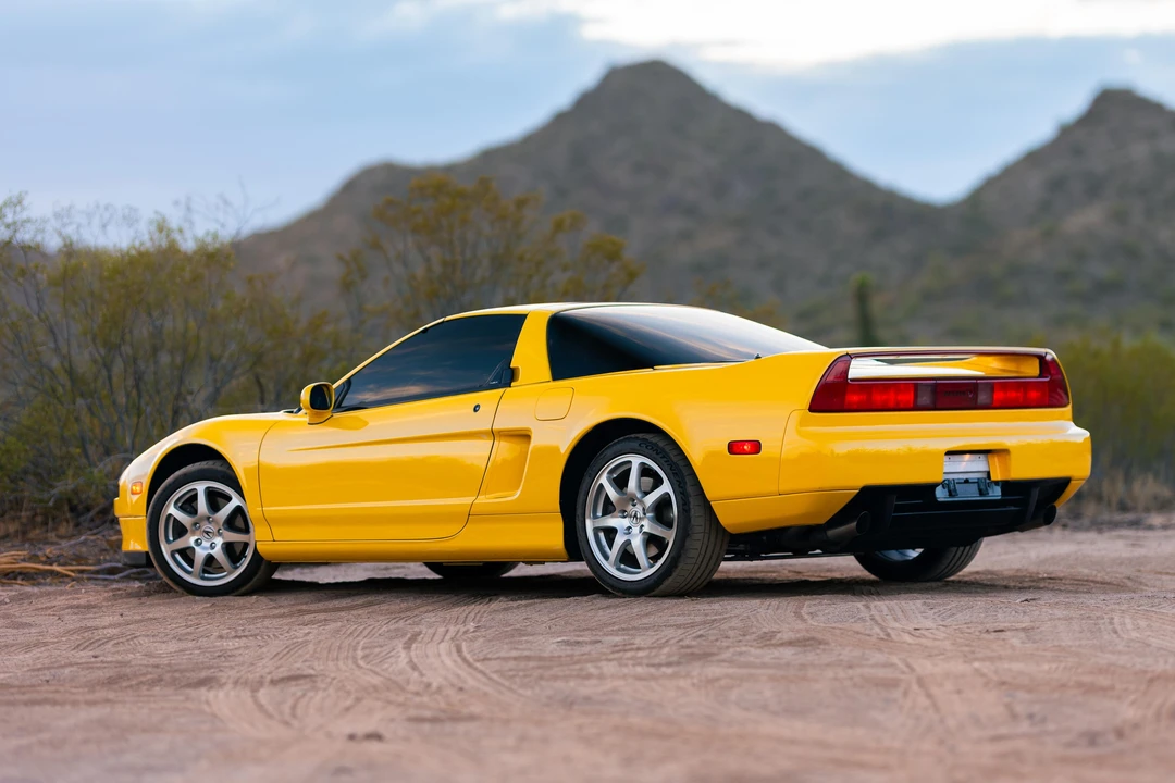 2001 Acura NA2 NSX - Image 9 of 31
