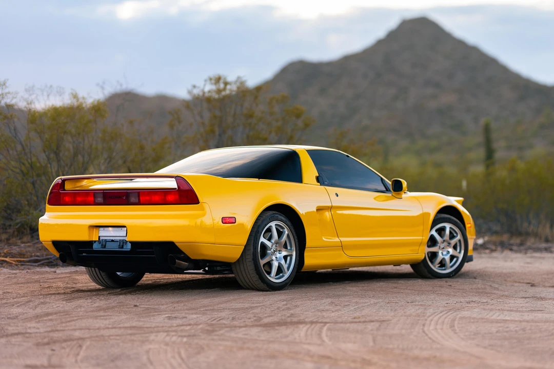 2001 Acura NA2 NSX - Image 12 of 31