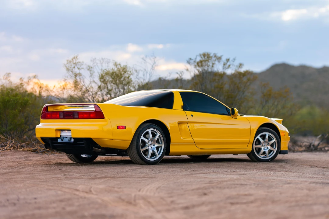 2001 Acura NA2 NSX - Image 13 of 31