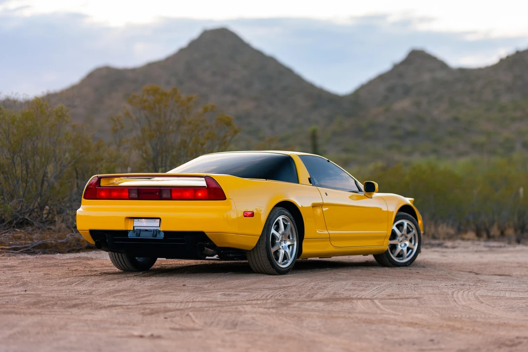 2001 Acura NA2 NSX - Image 11 of 31