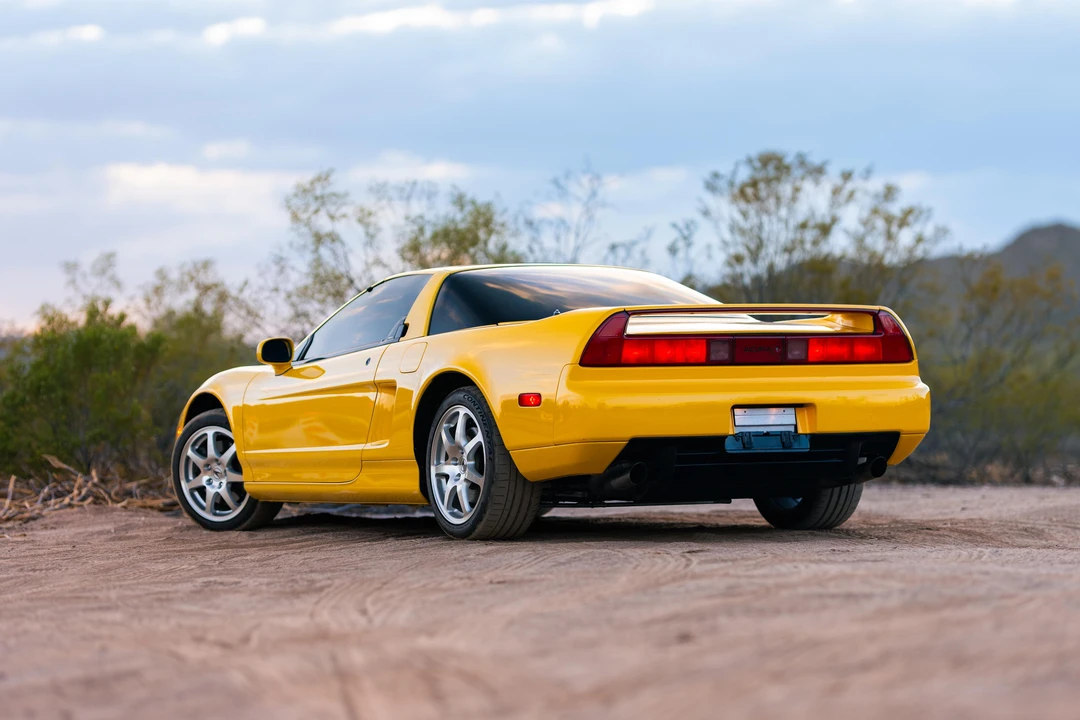 2001 Acura NA2 NSX - Image 10 of 31