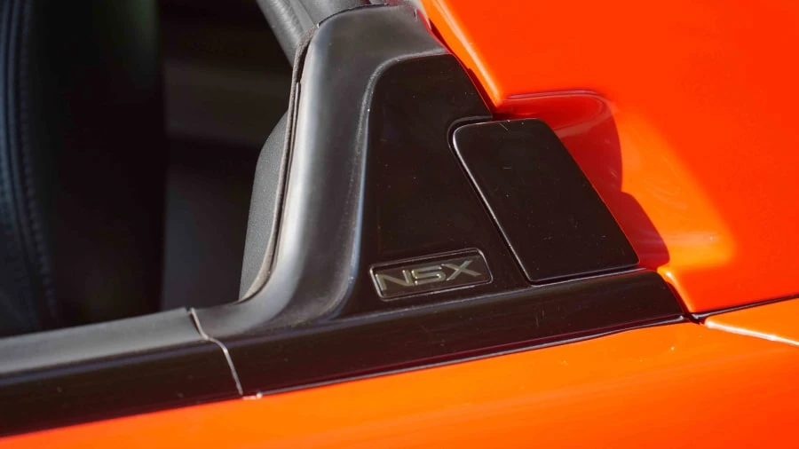 2001 Acura NA2 NSX - Image 8 of 15