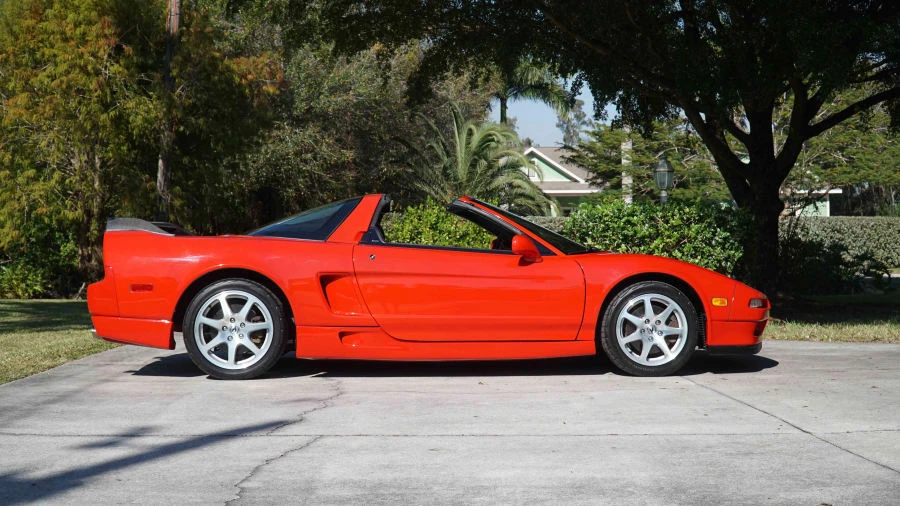 2001 Acura NA2 NSX - Image 12 of 15