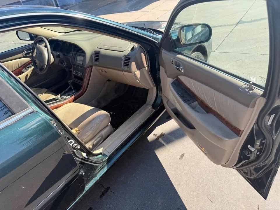 2001 Acura TL 2nd Gen - Image 7 of 10