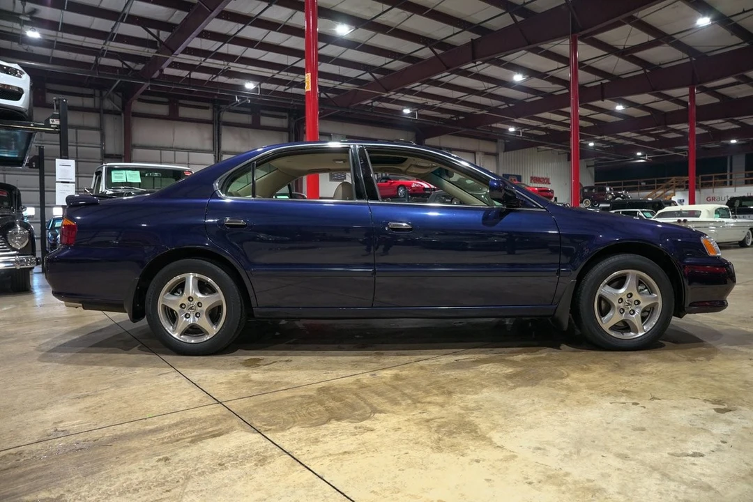 2001 Acura TL 2nd Gen - Image 10 of 12