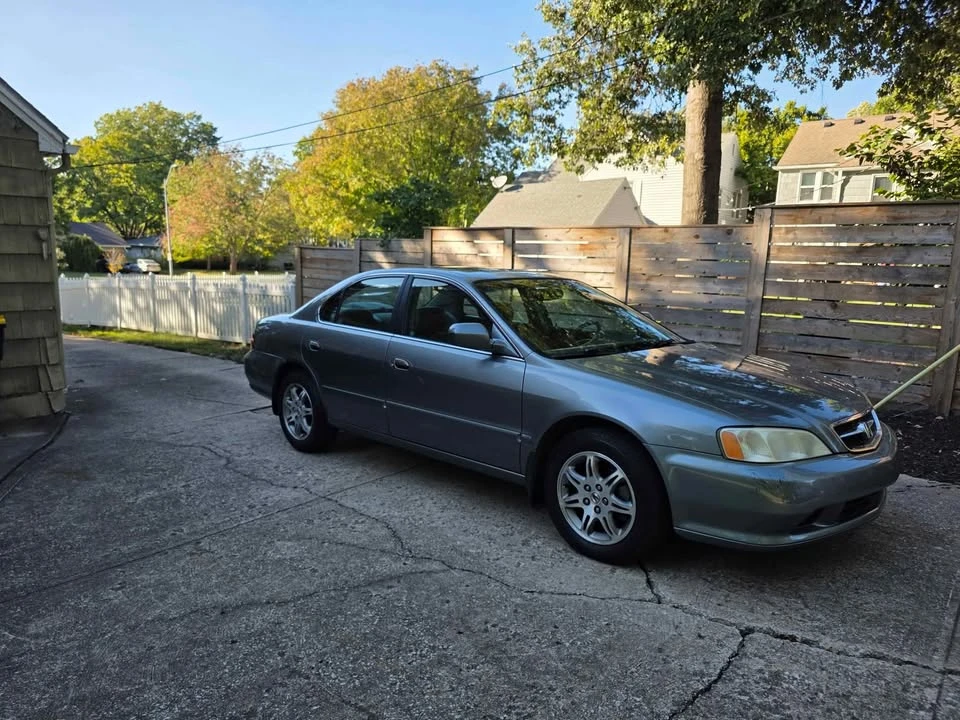 2001 Acura TL 2nd Gen - Image 2 of 8