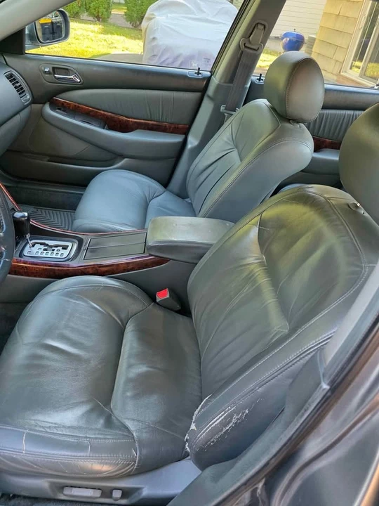 2001 Acura TL 2nd Gen - Image 6 of 8