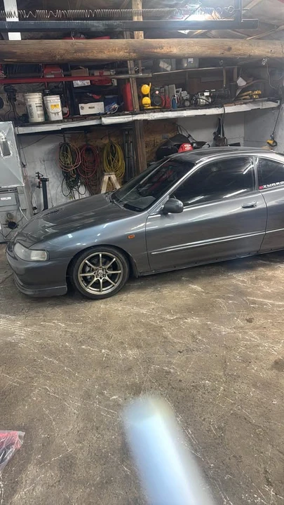 2001 Acura Integra - Image 2 of 4