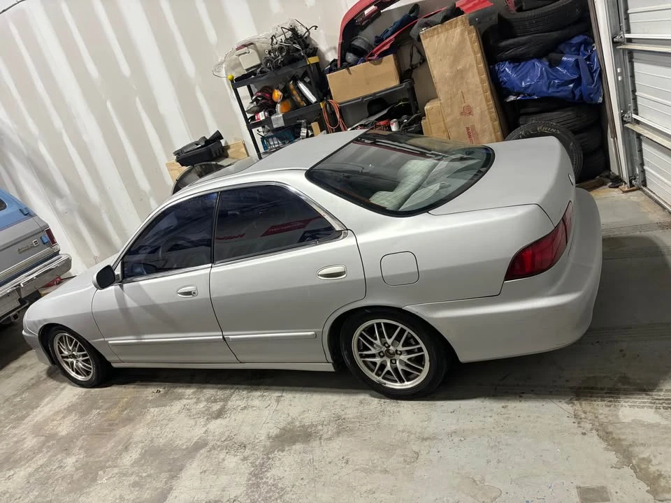 2001 Acura Integra 3rd Gen - Image 2 of 10