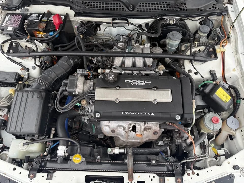 2001 Acura Integra 3rd Gen - Image 2 of 13