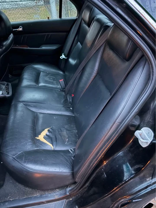 2001 Acura RL 1st Gen - Image 5 of 5