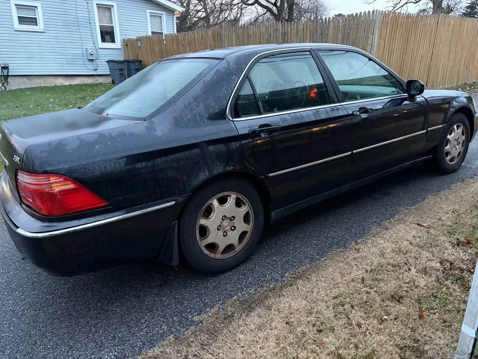 2001 Acura RL 1st Gen - Image 2 of 5