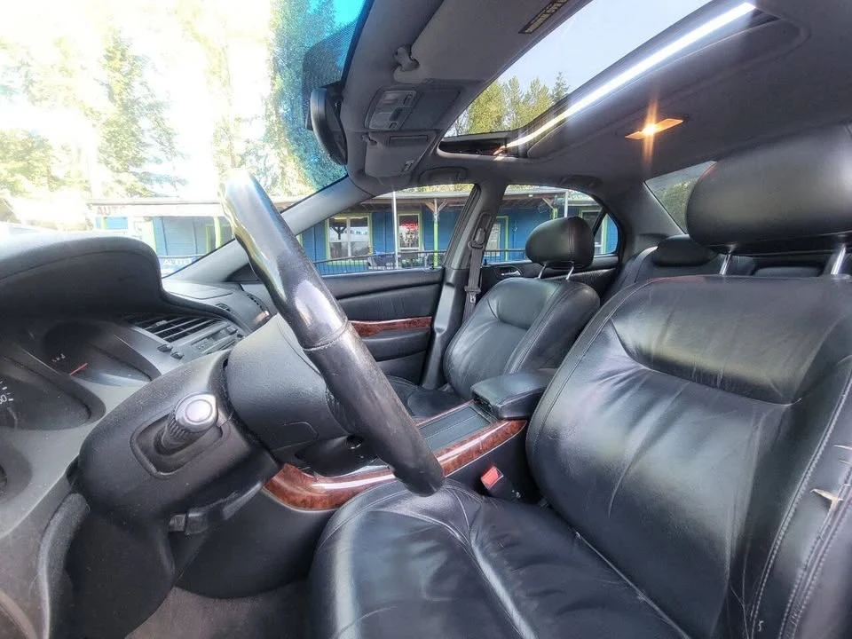 2001 Acura TL 2nd Gen - Image 5 of 7