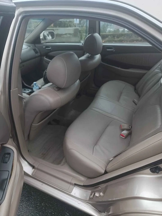 2001 Acura TL 2nd Gen - Image 2 of 4