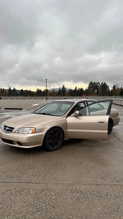 2001 Acura TL 2nd Gen - Image 2 of 4