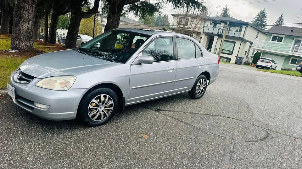 2001 Acura TL 2nd Gen - Image 2 of 6