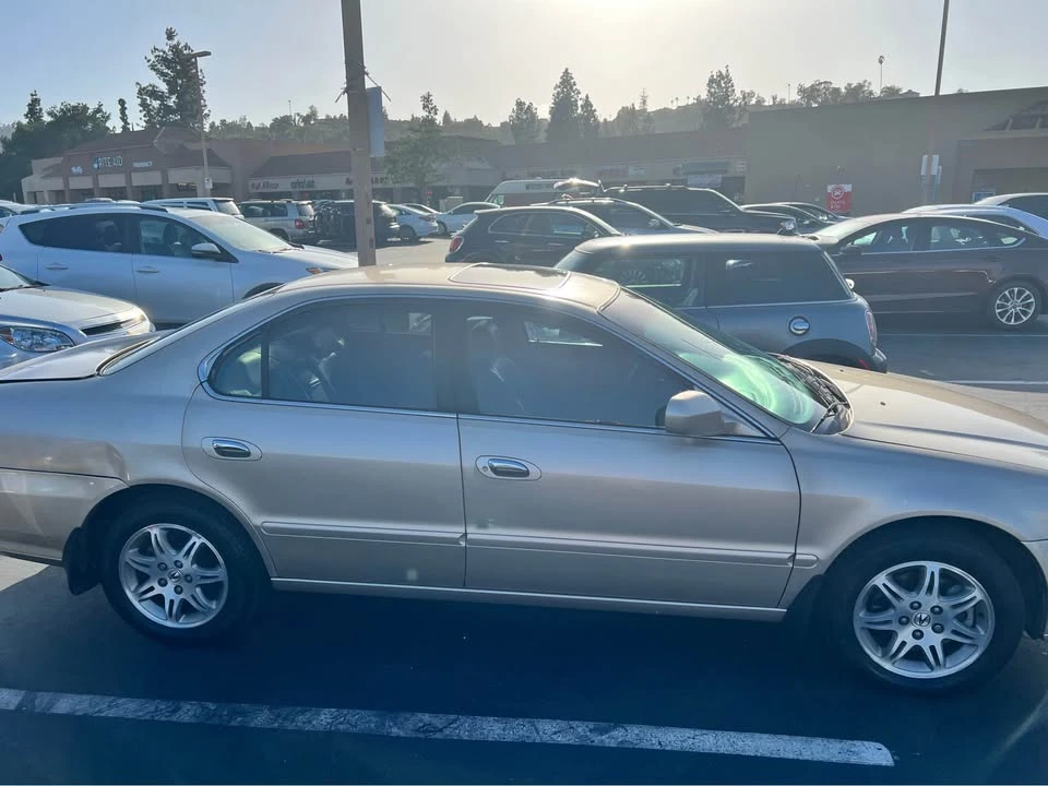 2001 Acura TL 2nd Gen - Image 2 of 5
