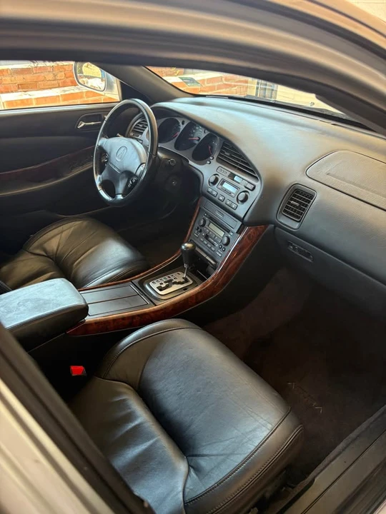 2001 Acura TL 2nd Gen - Image 12 of 13
