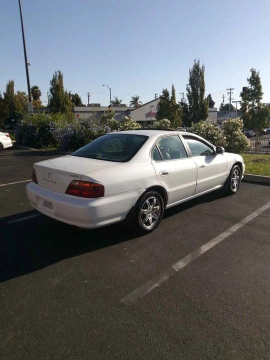 2001 Acura TL 2nd Gen - Image 10 of 10