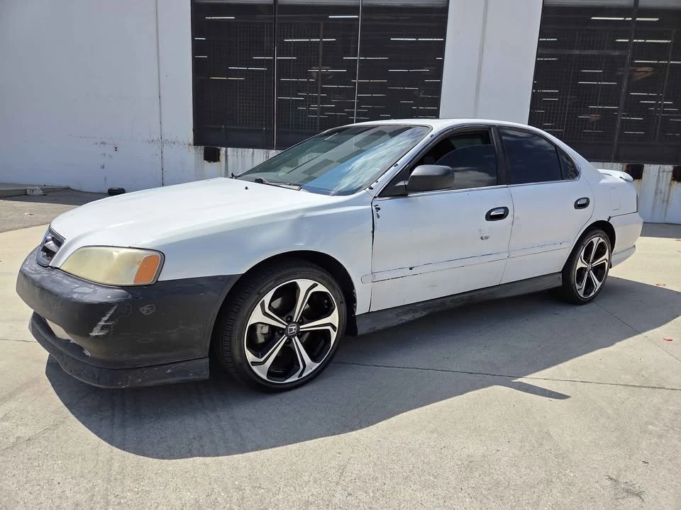 2001 Acura TL 2nd Gen - Image 9 of 10