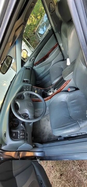 2001 Acura TL 2nd Gen - Image 4 of 4