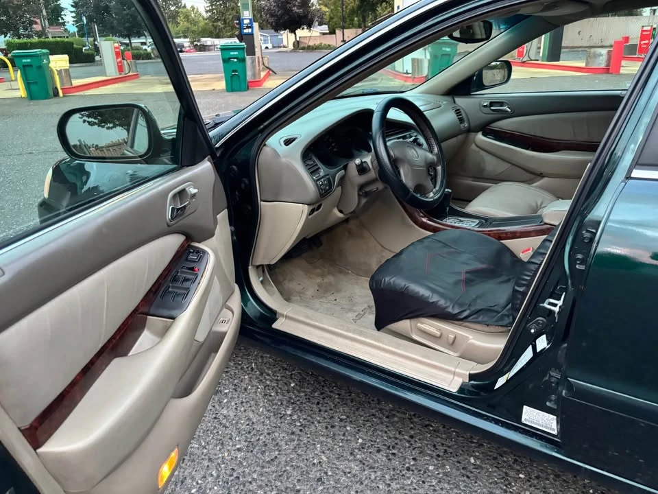 2001 Acura TL 2nd Gen - Image 15 of 17