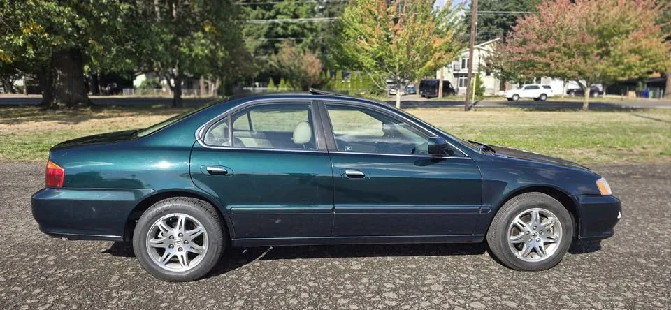 2001 Acura TL 2nd Gen - Image 15 of 17