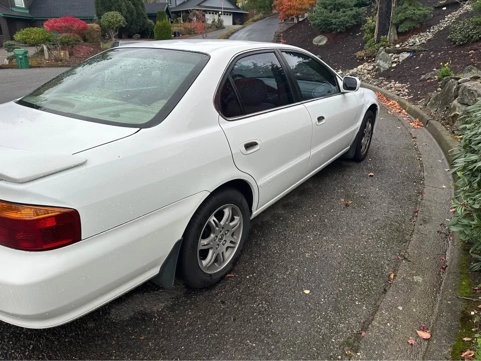 2001 Acura TL 2nd Gen - Image 4 of 10