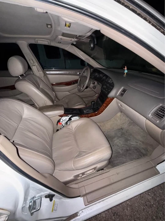 2001 Acura TL 2nd Gen - Image 6 of 11
