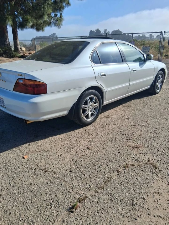 2001 Acura TL 2nd Gen - Image 4 of 6