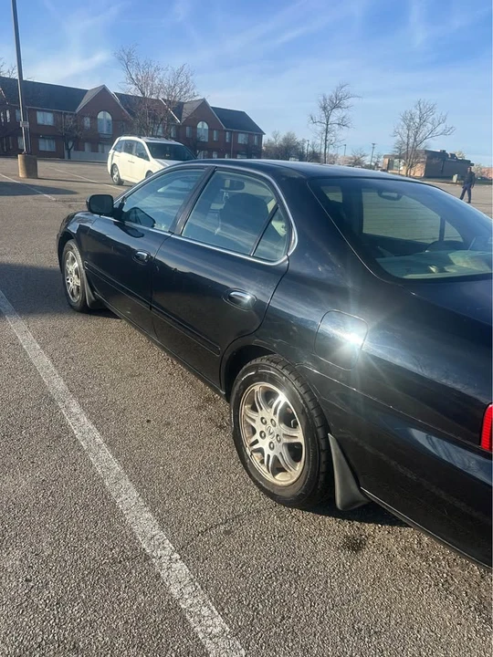 2001 Acura TL 2nd Gen - Image 4 of 12
