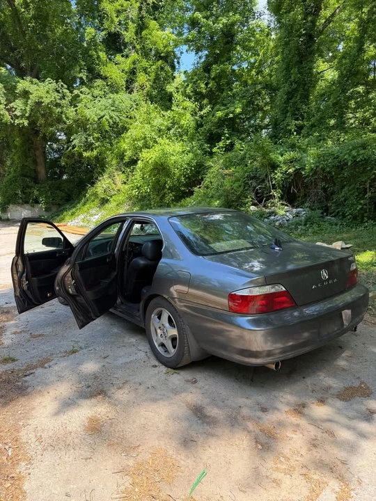 2001 Acura TL 2nd Gen - Image 8 of 9