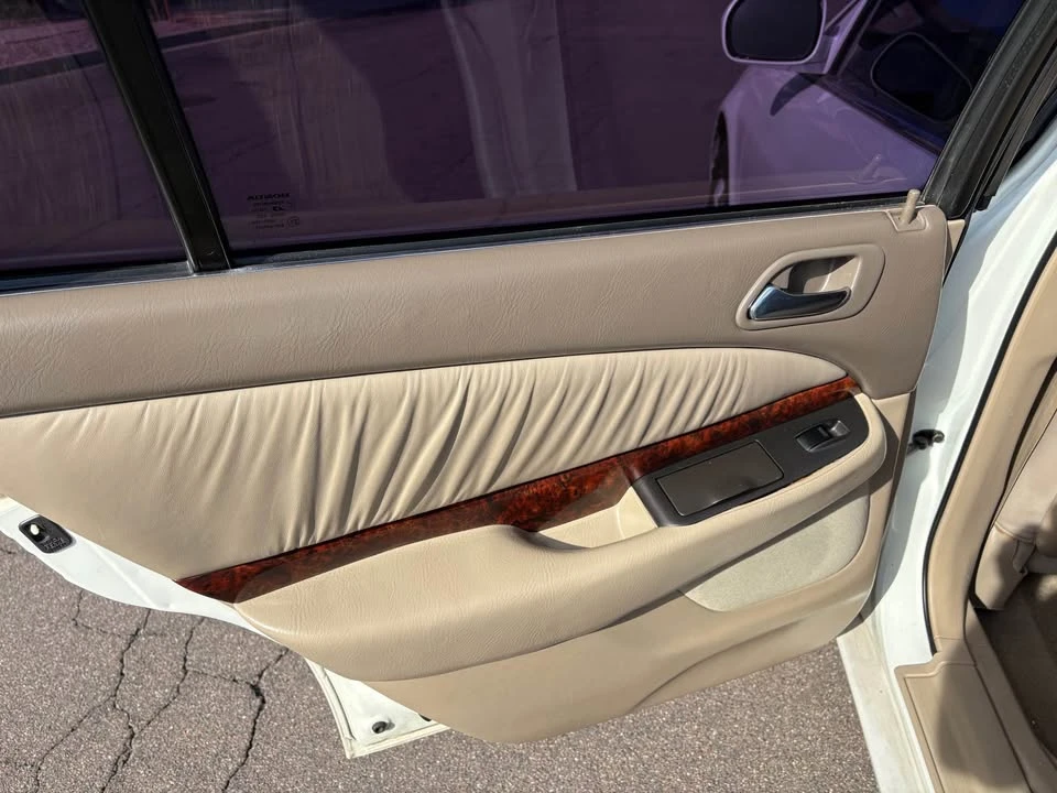 2001 Acura TL 2nd Gen - Image 10 of 16