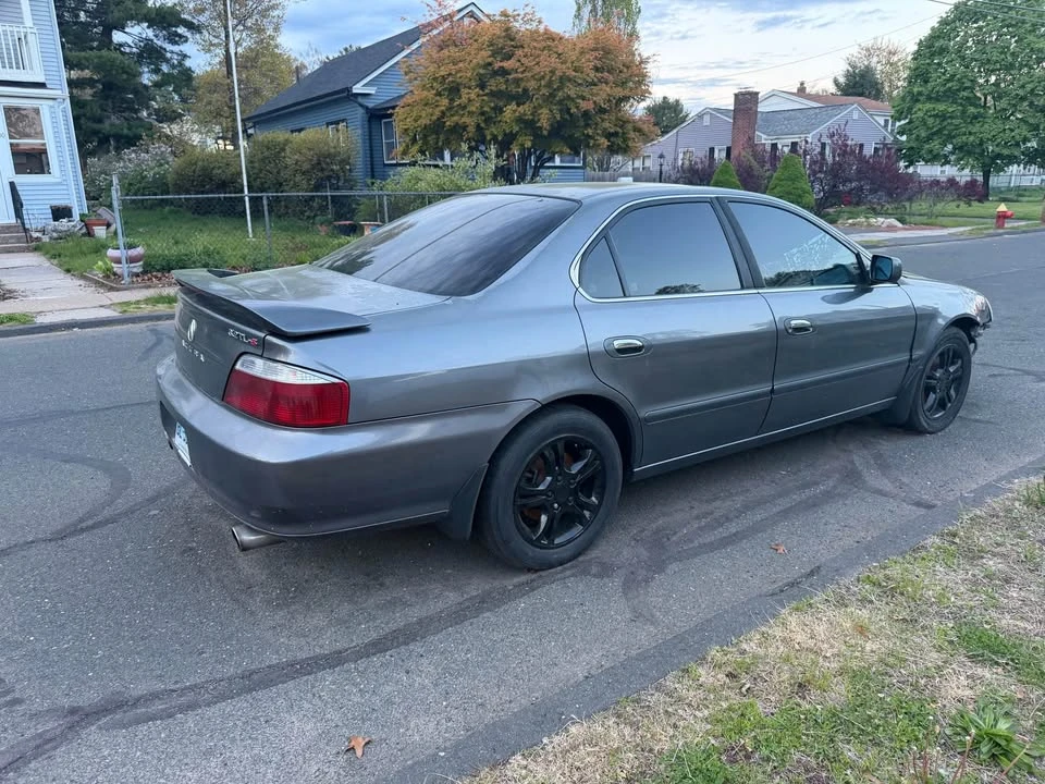 2001 Acura TL 2nd Gen - Image 2 of 3