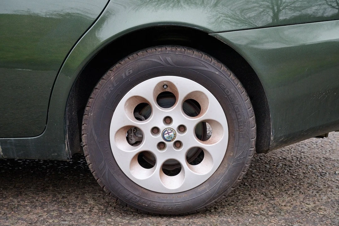 2001 Alfa Romeo 156 - Image 15 of 30