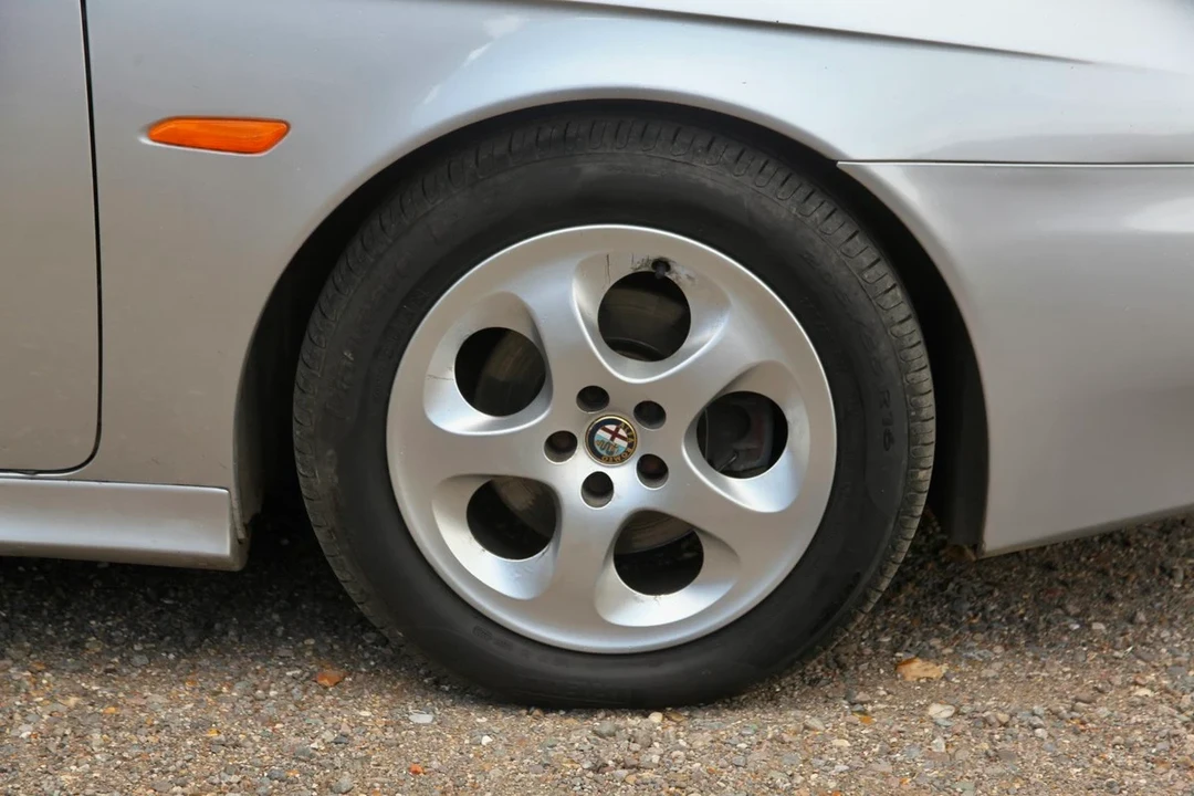 2001 Alfa Romeo 156 - Image 24 of 30