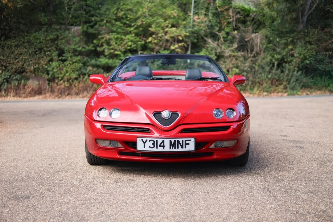 2001 Alfa Romeo 916 GTV & Spider - Image 5 of 30