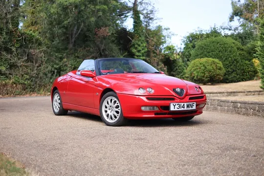 2001 Alfa Romeo Spider Lusso