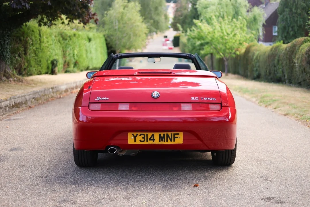 2001 Alfa Romeo 916 GTV & Spider - Image 8 of 30