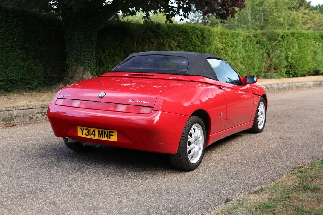 2001 Alfa Romeo 916 GTV & Spider - Image 11 of 30