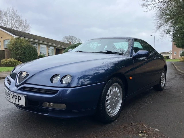 2000 Alfa Romeo 916 GTV & Spider - Image 5 of 30